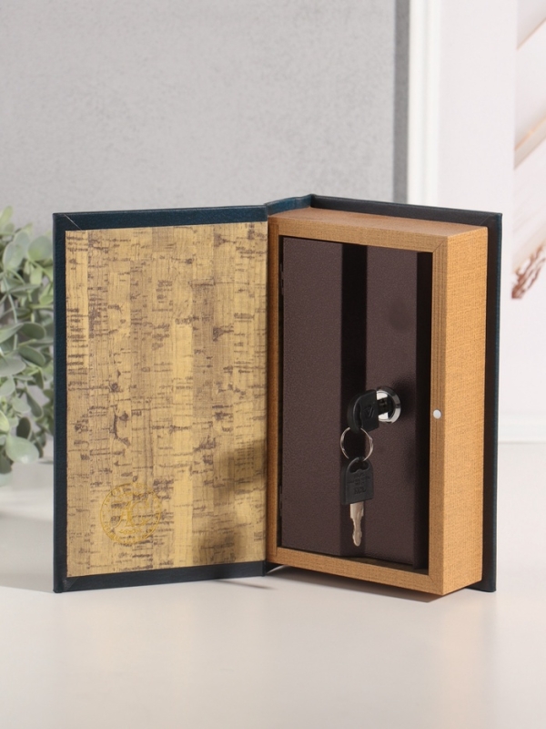 Сейф-книга дерево кожзам "М. Лермонтов. Герой нашего времени" тиснение 21х13х5 см