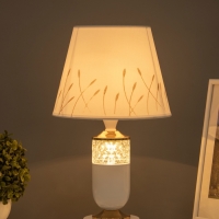 Лампа настольная &laquo;Рим&raquo; 1х40Вт Е27 + ночник 3Вт белый/золото 24.5,24,5.43см