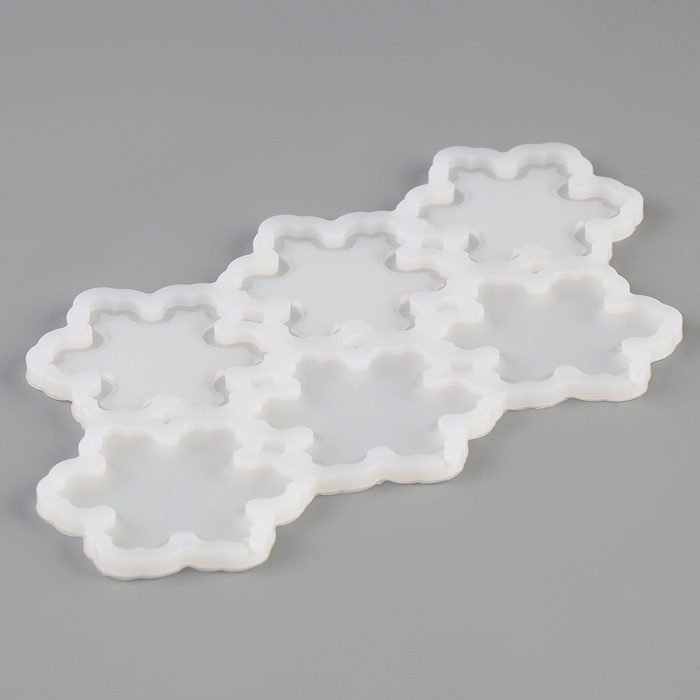 Молд силиконовый &laquo;Снежинки&raquo;, универсальный 17,5 &times; 13 &times; 0,3 см