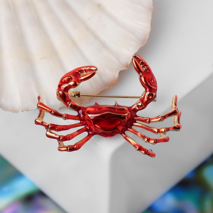 Брошь &laquo;Краб&raquo;, цвет красный в золоте