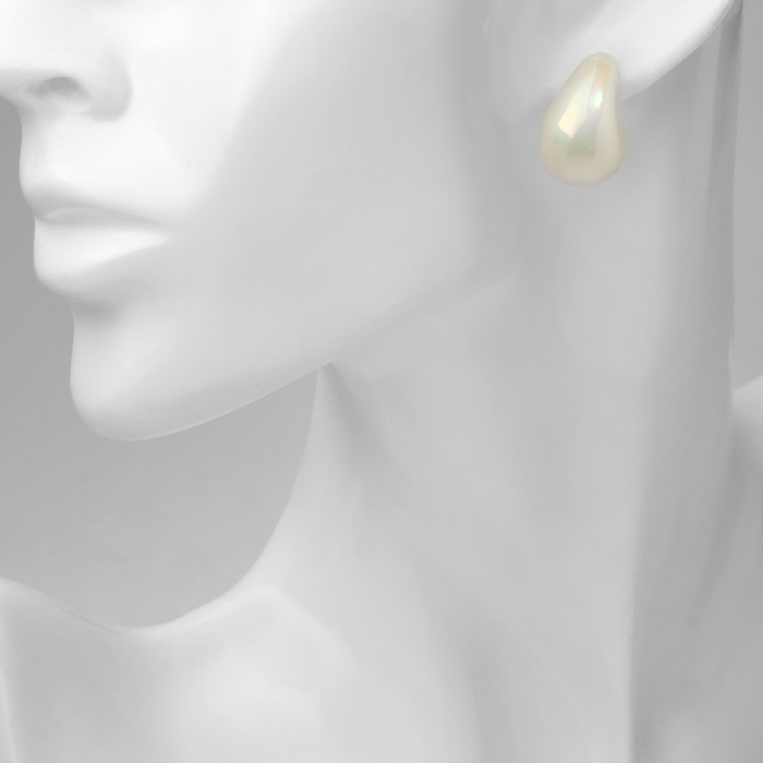 Серьги пластик &laquo;Капля&raquo; гладкие мини, цвет белый