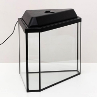 Аквариум "Дельта" угловой с крышкой, 25 литров, 34 х 34 х 31/37,5 см, чёрный