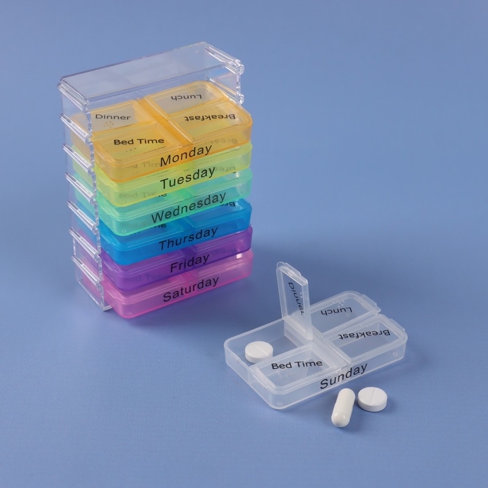 Таблетница-органайзер &laquo;Неделька&raquo;, английские буквы, утро/день/вечер/ночь, 10 &times; 7,5 &times; 4 см, 7 контейнеров по 4 секции, разноцветный