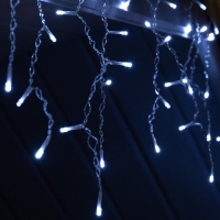 Гирлянда &laquo;Бахрома&raquo;, 3&times;0.6 м, IP44, 114 LED, 8 режимов, солнечная батарея, прозрачная нить, свечение белое