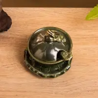 Соусник с крышкой на подставке &laquo;Лягушка&raquo;, 8&times;9&times;10 см, керамика, зелёный