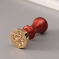 Печать для сургуча с пластиковой ручкой "Буква B на вензеле" 2,5х2,5х6,3 см