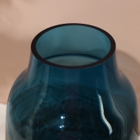 Ваза для цветов &laquo;Эльви&raquo; из цветного стекла 25 х 16 х 16 см