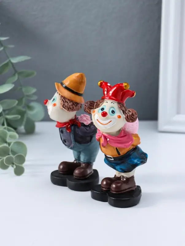 Сувенир полистоун "Клоуны - признание в любви" набор 2 шт 5,2х5х11,5 см