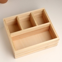 Кашпо деревянное с 4-мя отсеками 25х22х8,5 натуральное Кашпо деревянное с 4-мя отсеками 25х22х8,5 натуральное