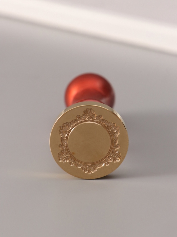 Печать для сургуча с пластиковой ручкой Печать для сургуча с пластиковой ручкой "Ажурная рамка. Круг" 6,3х3х3 см