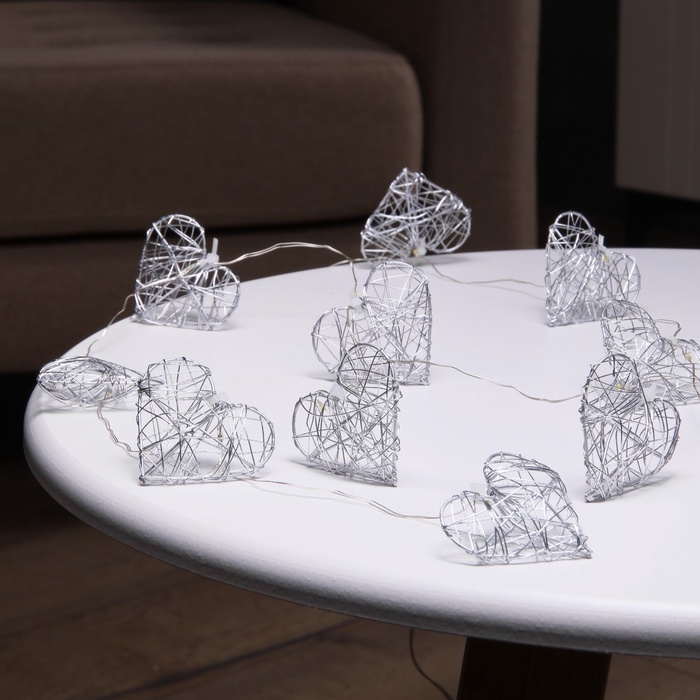 Гирлянда «Нить» роса 4.5х3 см, с насадками «Сердце», IP20, серебристая нить, 10 LED, батарейки ААх2 (не в комплекте), свечение тёплое белое Гирлянда «Нить» роса 4.5х3 см, с насадками «Сердце», IP20, серебристая нить, 10 LED, батарейки ААх2 (не в комплекте), свечение тёплое белое