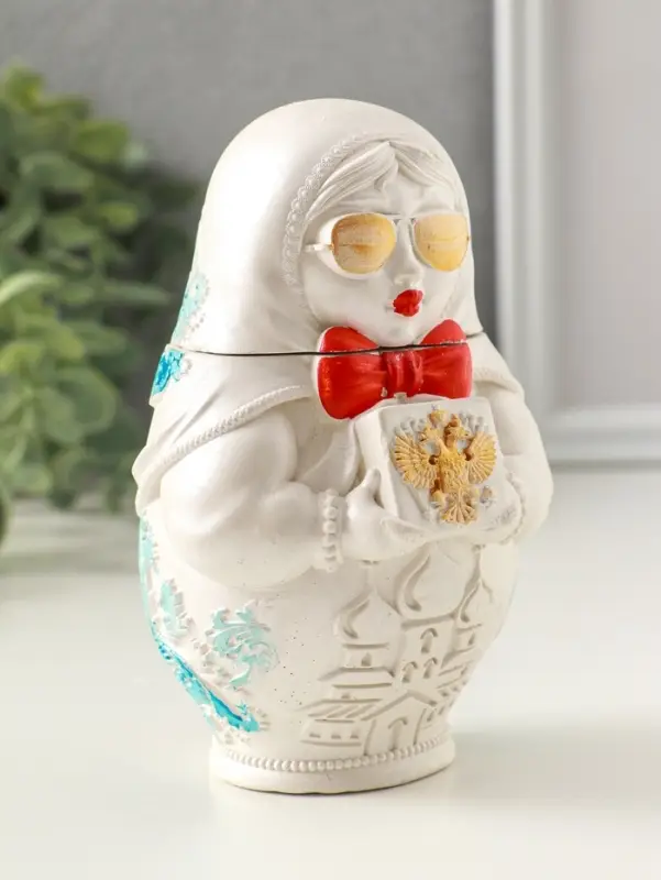 Шкатулка для украшений &laquo;Матрешка&raquo; 12&times;9 см, гипс, роспись