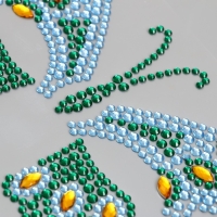 Наклейка пластик стразы "Бабочка" МИКС 12х16 см