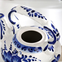 Чайник &laquo;Каприз&raquo;, гжель