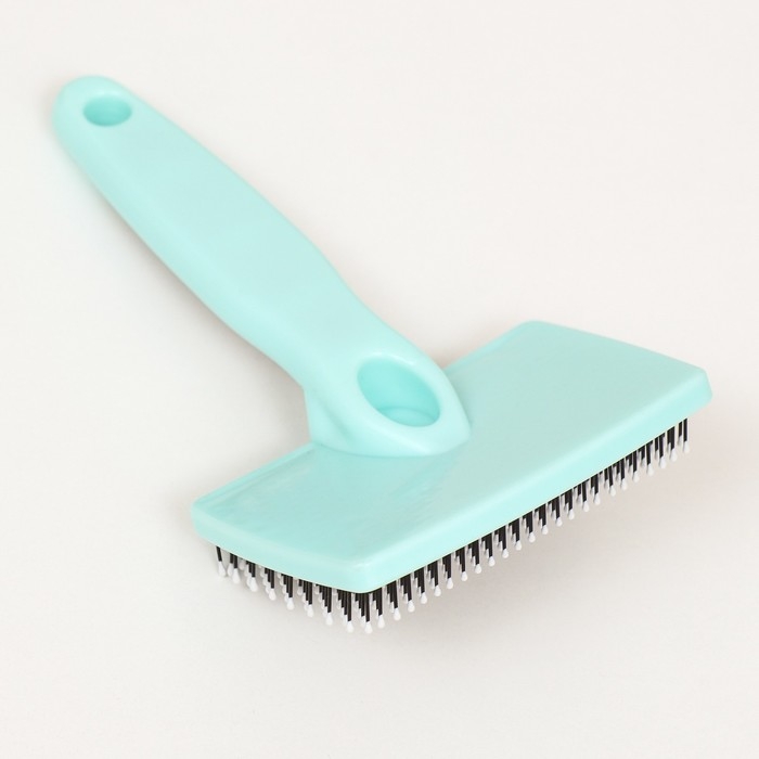 Пуходерка пластиковая мягкая с закругленными зубьями, средняя, 9 х 15,5 см, бирюзовая