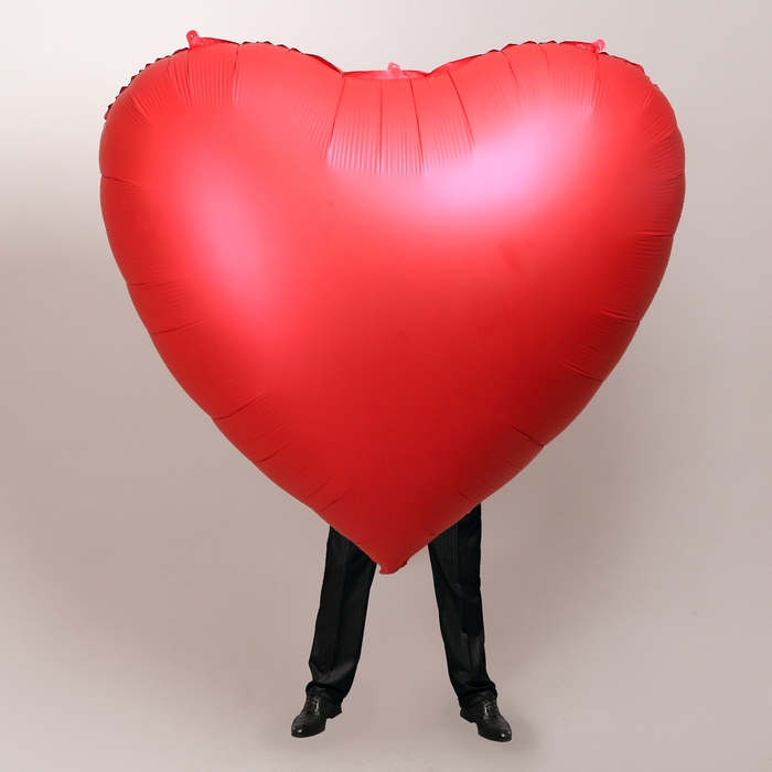 Шар фольгированный 68" Сердце красное