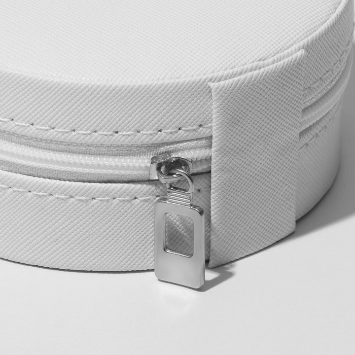 Органайзер для хранения украшений &laquo;Шкатулка портативная круг&raquo;, 9,8&times;9,8&times;4,5 см, цвет белый