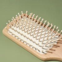 Расчёска массажная, широкая, 7,5 &times; 23,5 см, цвет &laquo;светлое дерево&raquo;