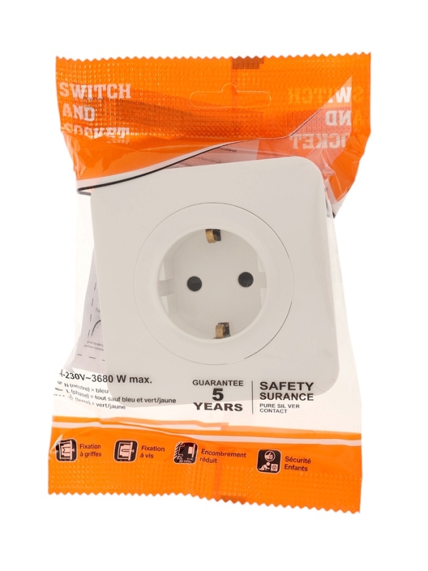 Розетка одноместная, серия Розетка одноместная, серия "Circular", 16 А, скрытая, с з/к, белая