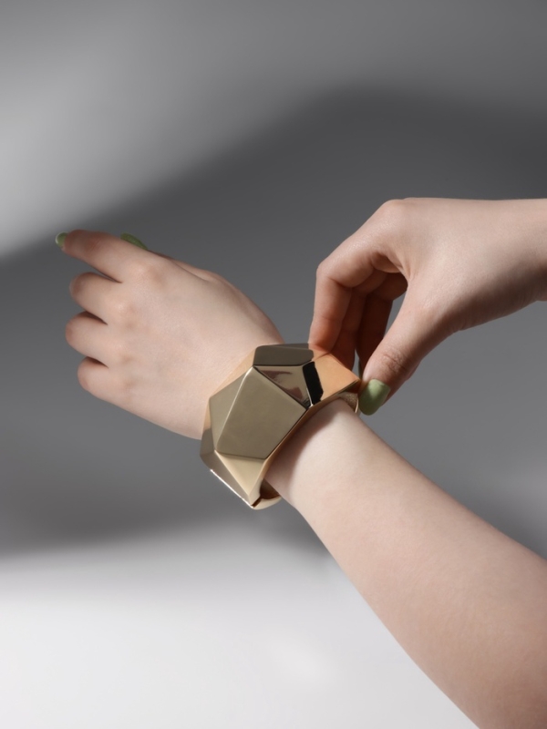 Браслет металл &laquo;Манжета&raquo; углы, цвет золото