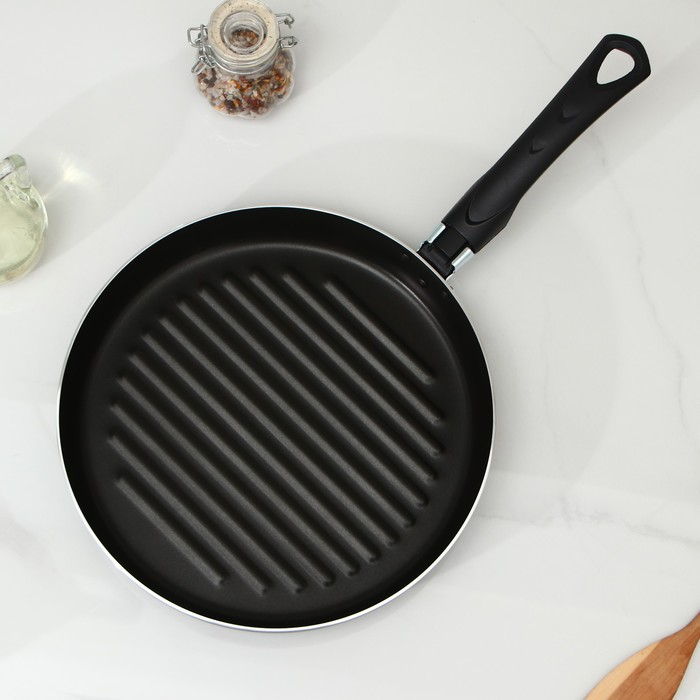 Сковорода-гриль &laquo;Хит&raquo;, d=26 см, h= 8 см, антипригарное покрытие, цвет чёрный