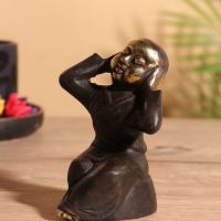 Сувенир бронза "Монах" 7х6х10 см