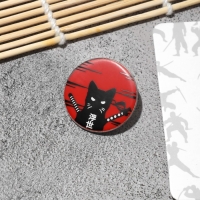 Значок &laquo;Япония&raquo; кот с нунчаками, цвет чёрно-красный в серебре