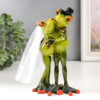 Сувенир полистоун лак "Лягушачья свадьба" 17х9,6х8 см