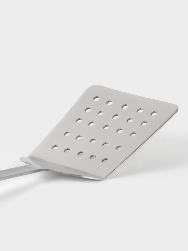 Лопатка перфорированная 12х43 см