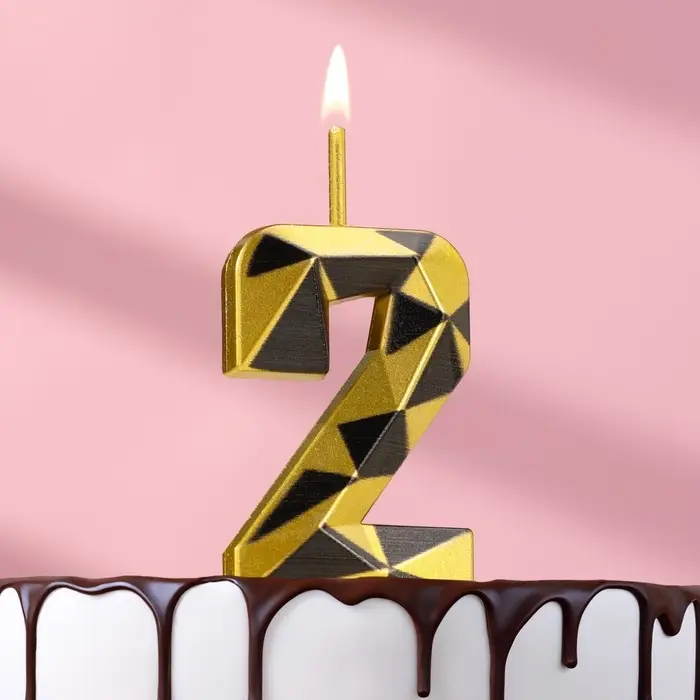 Свеча для торта &laquo;Алмаз&raquo;, цифра 2, золотой с черным
