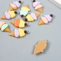 Декор для творчества пластик "Рожок мороженного с петелькой" МИКС 0,5х1,4х2,9 см