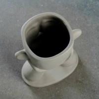 Кашпо "Голова юноши" серое, 27см Кашпо "Голова юноши" серое, 27см