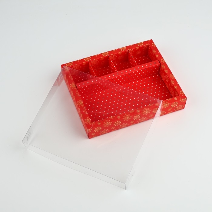 Коробка под 4 конфеты и шоколад с ячейками &laquo;Снежинки&raquo; 18 х 15 х 3 см, Новый год