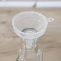 Набор керамический сервировочный на деревянной подставке &laquo;Эстет&raquo;, 5 предметов: 2 соусника 300 мл, 2 сахарницы 260 мл, стакан, 2 ложки, цвет белый