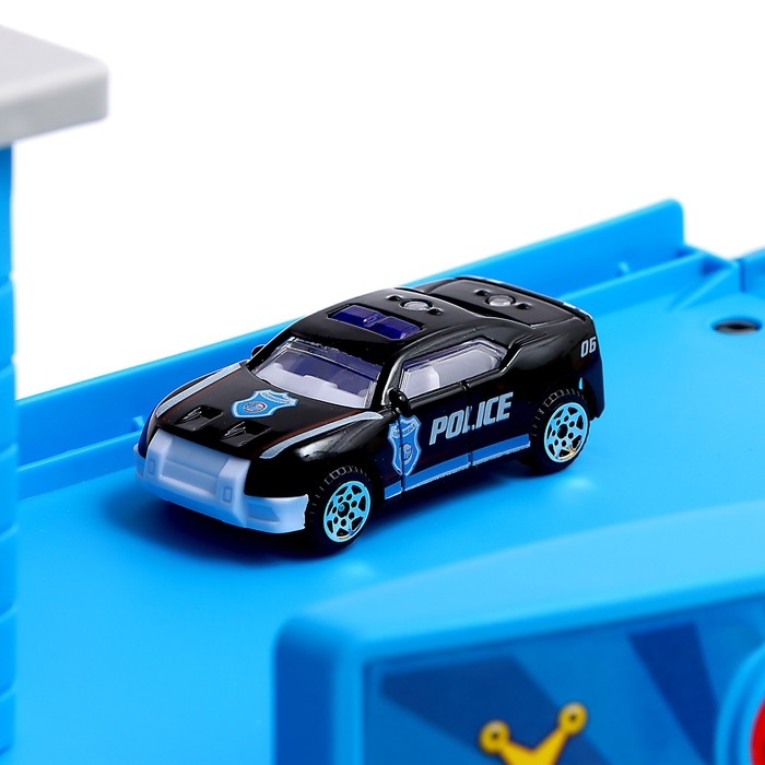 Парковка «Полицейский участок», с металлическими машинками и вертолётом Парковка «Полицейский участок», с металлическими машинками и вертолётом