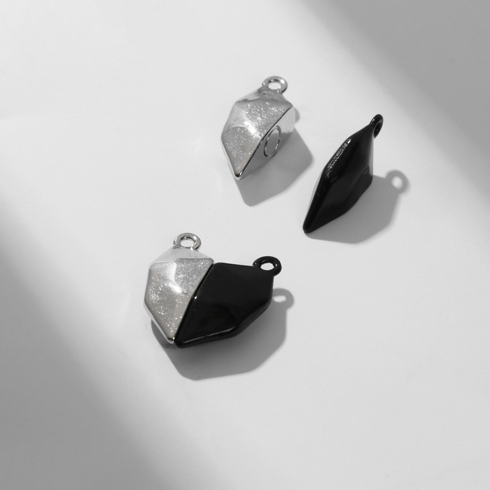 Замок магнитный &laquo;Сердце&raquo; геометрия (набор 2 шт.), цвет серебристо-чёрный матовый