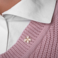 Значок "Клевер" четырёхлистный, цвет бежевый в золоте