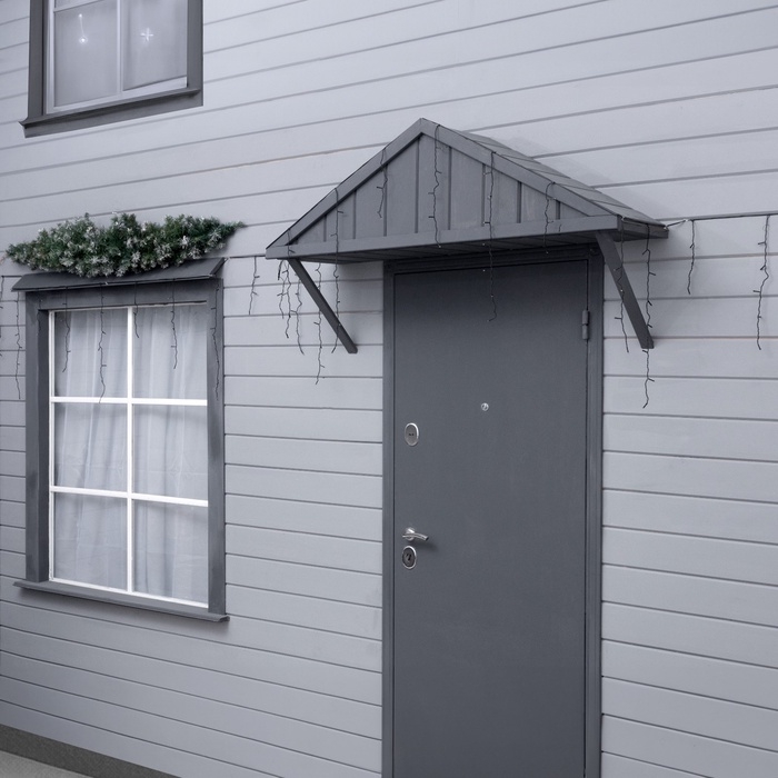 Гирлянда &laquo;Бахрома&raquo; 6 &times; 0.7 м, IP44, УМС, тёмная нить, 120 LED, свечение белое, мерцание, 220 В