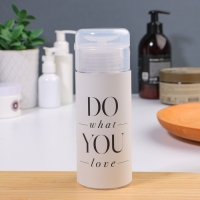 Флакон с помпой &laquo;Love what you do&raquo;, 150 мл, цвет чёрный/белый