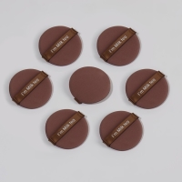 Спонжи для макияжа &laquo;MILK TEA&raquo;, набор - 7 шт, d = 5,5 см, с держателем, в футляре, цвет коричневый