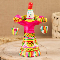 Филимоновская игрушка &laquo;Барыня с коромыслом&raquo;