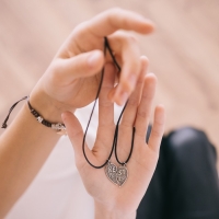 Кулоны на шнурке &laquo;Неразлучники&raquo; best friends, сердце половинки, цвет чернёное серебро, 40 см