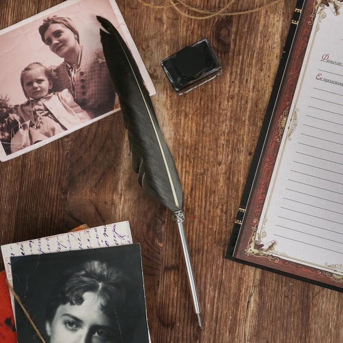 Родословная книга в шкатулке с пером и чернильницей &laquo;Древо&raquo;, 56 листов, 26 х 24 х 7 см.