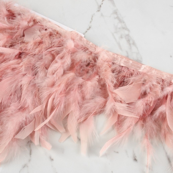 Тесьма с перьями индюка, 13-17 см, 5 &plusmn; 0,5 м, цвет пудровый
