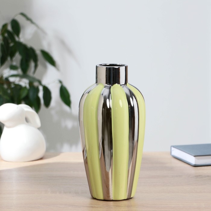 Ваза керамика настольная Ваза керамика настольная "Далки" d-5,5 см 23х12 см, зелёный