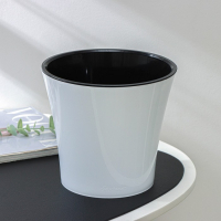 Кашпо для цветов со вставкой &laquo;Арте&raquo;, 3,5 л, цвет бело-чёрный