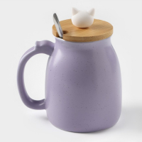 Кружка керамическая с деревянной крышкой и ложкой &laquo;Котик&raquo;, 500 мл, цвет и рисунок МИКС