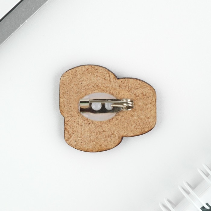 Подарочный набор блокнот, карандаши (2 шт) и значок «KAWAII» Подарочный набор блокнот, карандаши (2 шт) и значок «KAWAII»