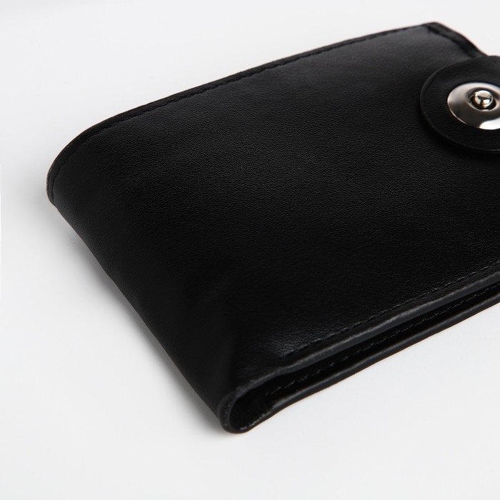 Портмоне мужское на магните, отдел для купюр, для карт, для монет, цвет чёрный Портмоне мужское на магните, отдел для купюр, для карт, для монет, цвет чёрный