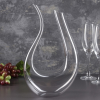 Декантер стеклянный для вина Magistro «Совиньон», 1,3 л Декантер стеклянный для вина Magistro «Совиньон», 1,3 л